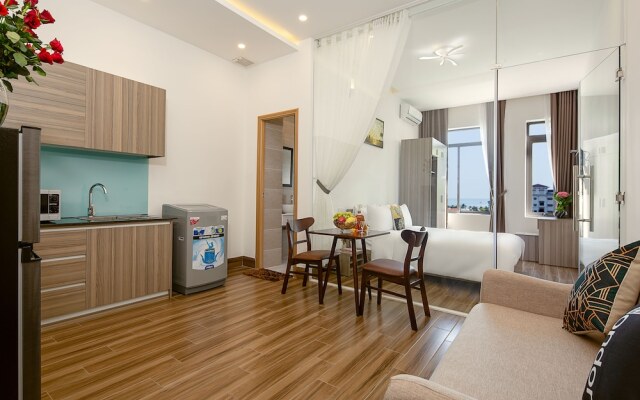 Van Apartment and Hotel