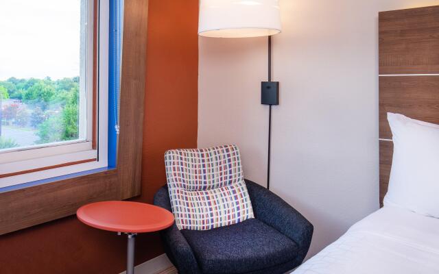 Holiday Inn Express Chesapeake - Norfolk