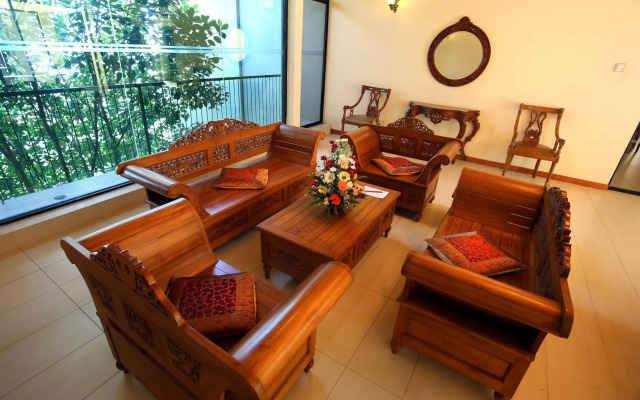 Randholee Resort & Spa