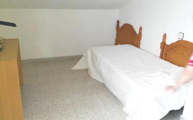 Apartment with 2 Bedrooms in Oviedo, with Wonderful Mountain View And Wifi - 30 Km From the Beach