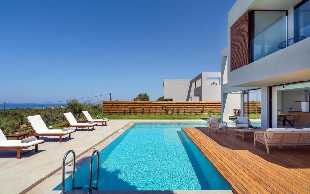 Sea View 4 Bedroom Villa With a Heated Pool