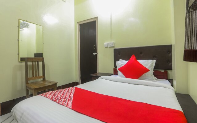 OYO 18330 Stay At Jo's Guest House
