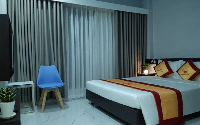 The Six Hotel