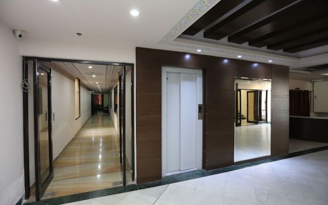 Oyo 9654 Hotel Arco Palace