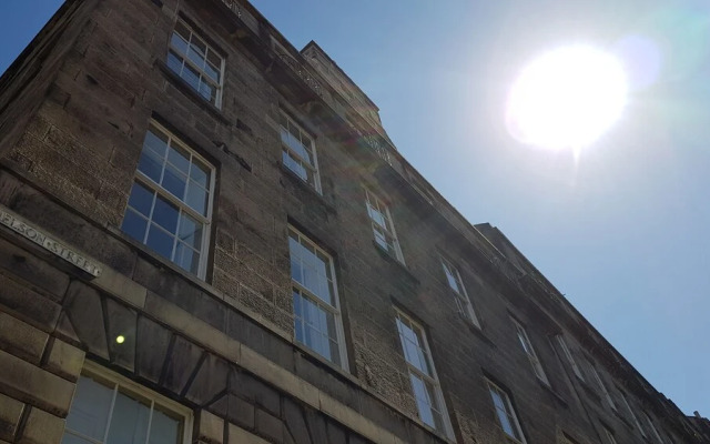 Premier Central Stay Edinburgh