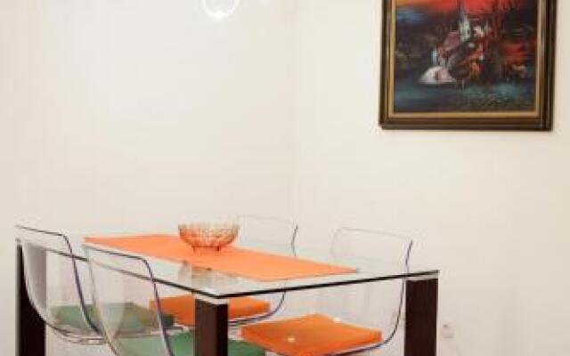 Bonus Apartments
