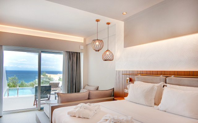 Colonides Beach Hotel