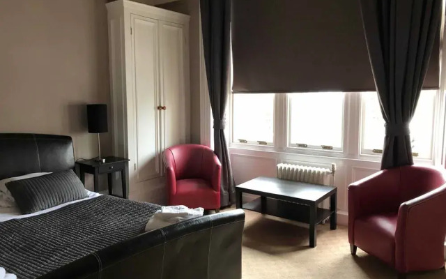 The Graeme Hotel