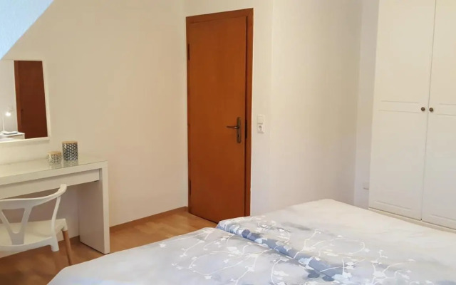 Daun Under (Adults Only)