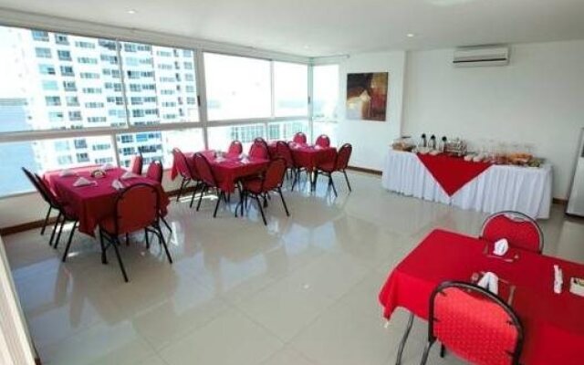 Travelers Suites Orange Cartagena
