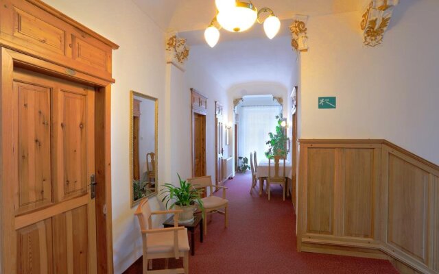 EA Hostel Hrubá Skála