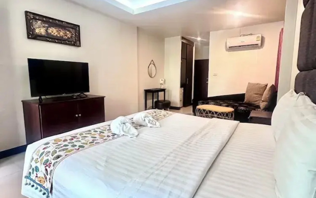 The leaf&pool hostel