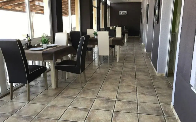 Hotel Algorfa