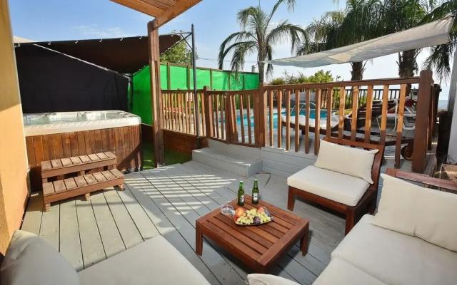 Shmulik Resort