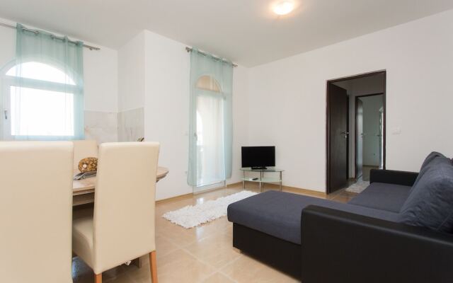 Apartments Tea & Nika