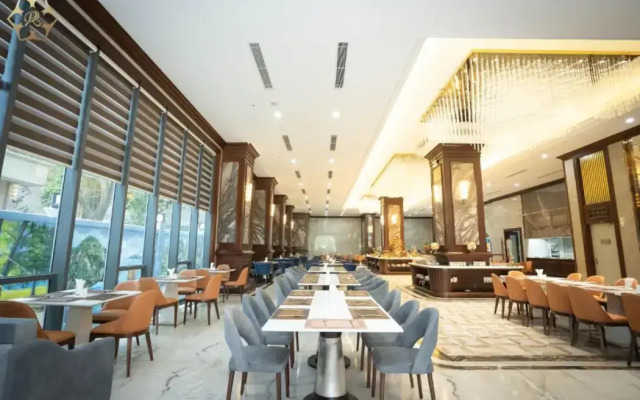 Cua Dong Luxury Hotel