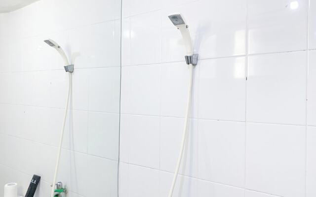 Best Deal And Modern 2Br Bassura City Apartment