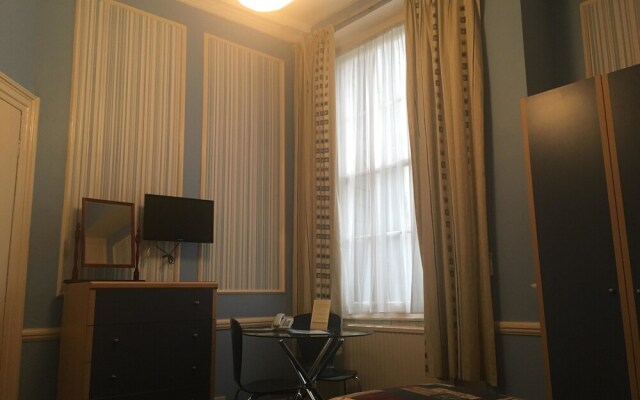 Hadleigh Hotel