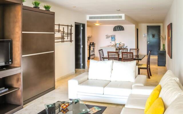 Elements 210 2 Bedroom Condo by Redawning