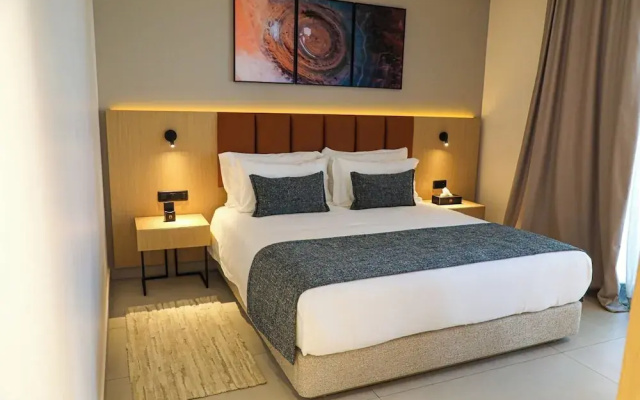 Mh Hotel