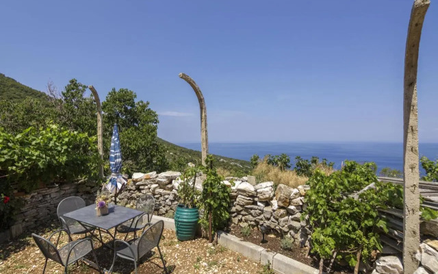Holiday house with a parking space Okljucna, Vis - 14875