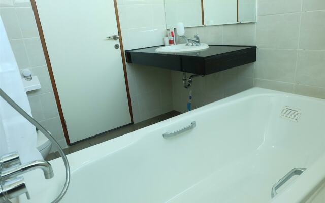 Baywalk Condominium Pluit With Ocean View