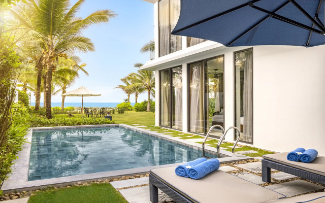 Wyndham Hoi An Royal Beachfront Resort & Villas