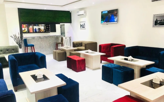 Tillz Hotels