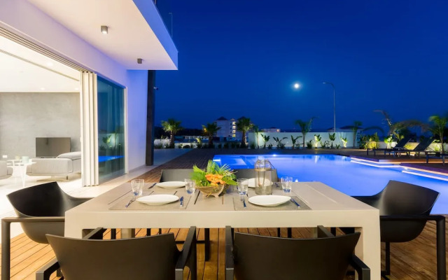 Cove Seaview Villas