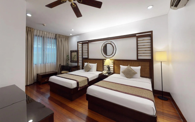 Manila Lotus Hotel