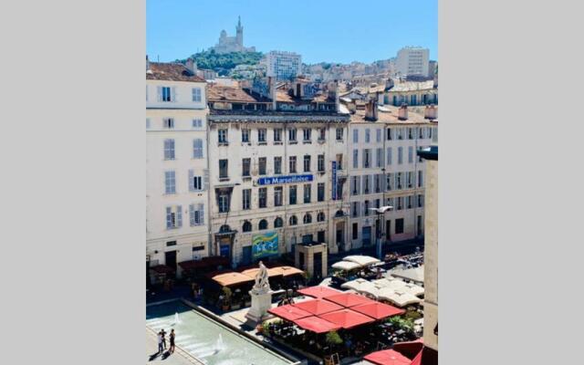 Le Phocéen : T4 balcon vue Vieux-Port