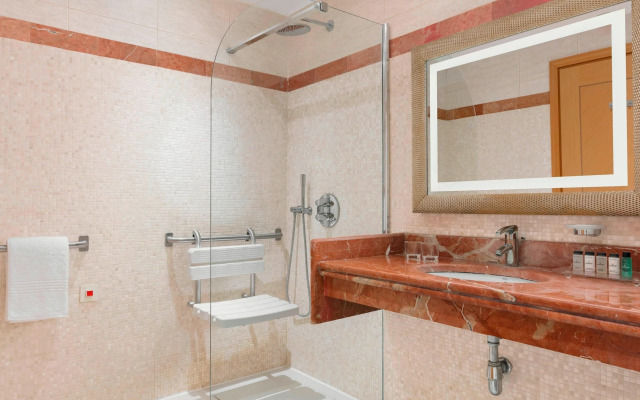 Sheraton Club des Pins Resort