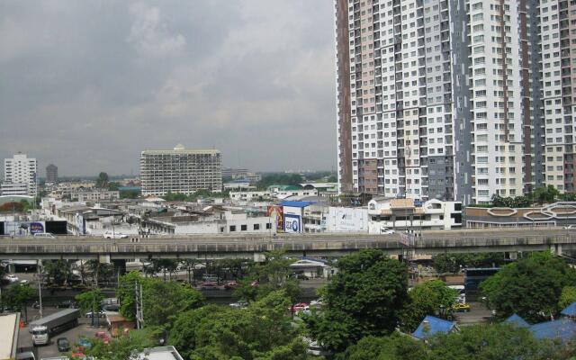 Komol Residence Bangkok