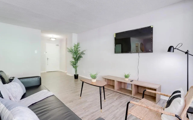 Modern Apartment At Crystal City