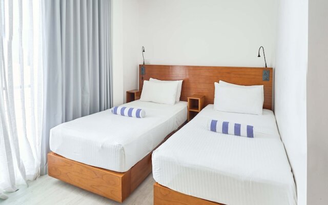 Bliss Dhigurah Hotel