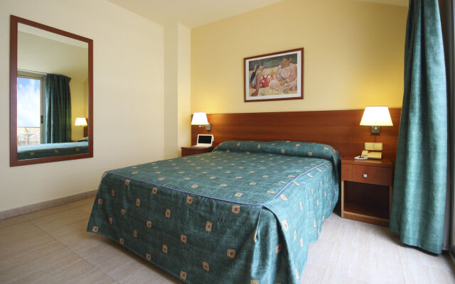 DWO Sirius -Adults Only