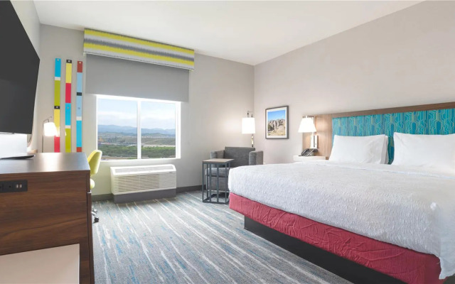 Hampton Inn By Hilton Santa Clarita-Valencia