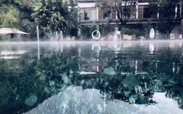 Putuoquan Hot Spring Resort