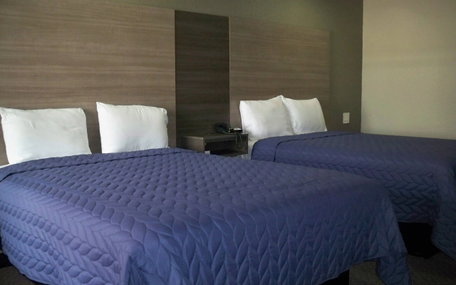 Scottish Inn & Suites