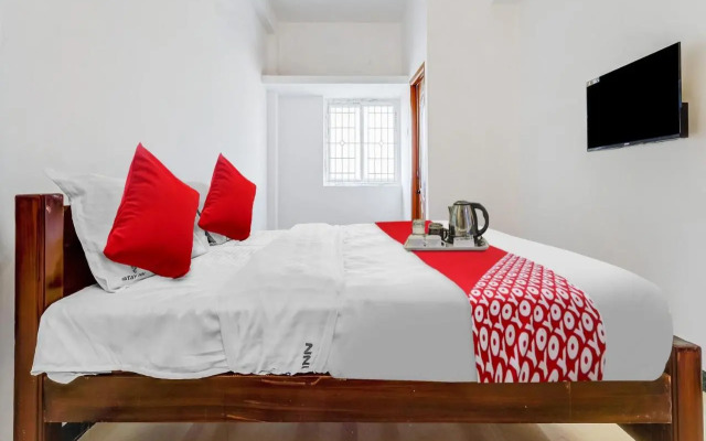 OYO Flagship 703776 Cruze Residency