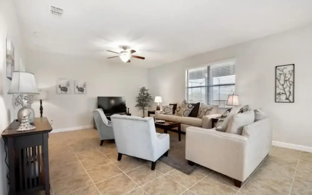 2293 Providence House 5 Bedroom by Florida Star