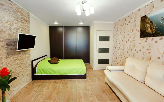Apartments on 40 let Pobedy 66 street