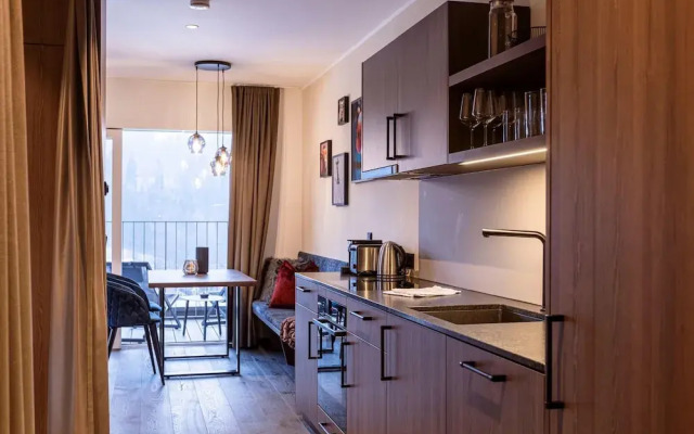 Studio With Balcony on the ski Slopes