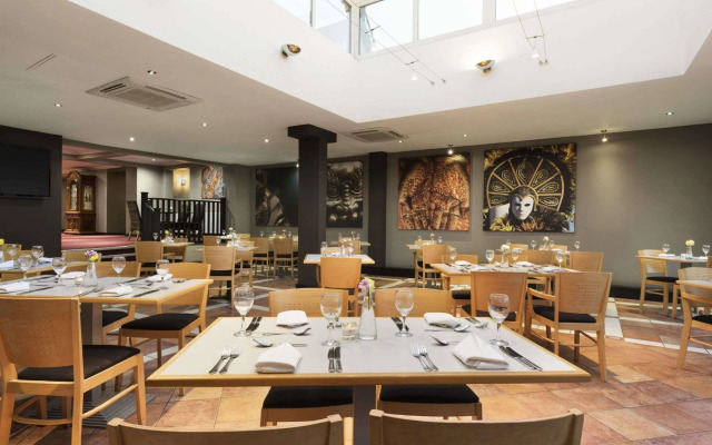 Ramada by Wyndham Warwick Kenilworth