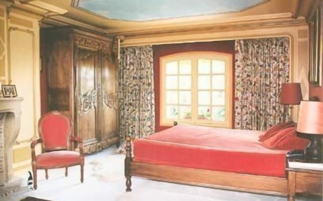 Le Petit Manoir Des Bruyeres