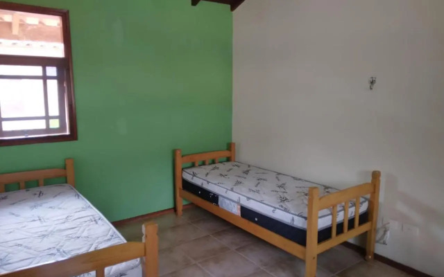 Apartamento Duplex a 100 metros da Praia de Boracéia