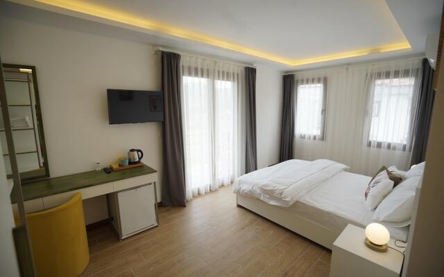 Mons Casa Boutique Hotel