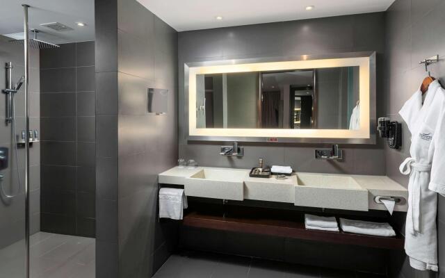 Novotel Yangon Max