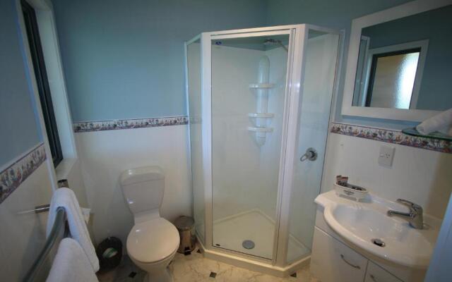 Awatuna Sunset Lodge