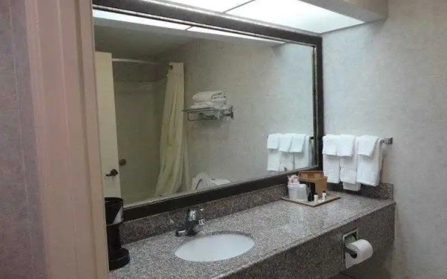 Americas Best Value Inn & Suites Bastrop